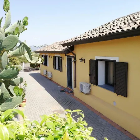 Casa Delle Rose 리포스토
